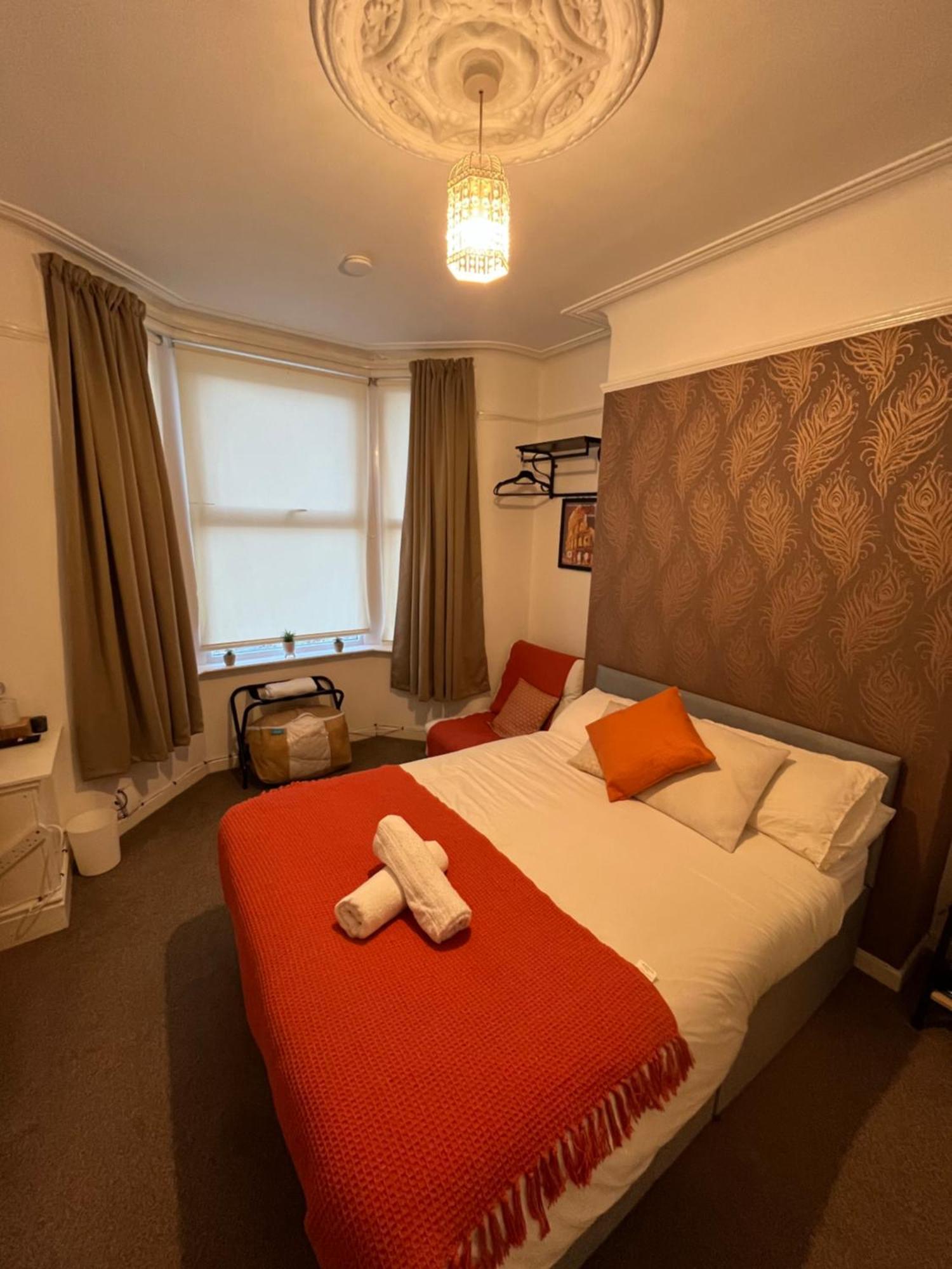 Rooms Anfield- 5 Mins From Lfc 리버풀 외부 사진
