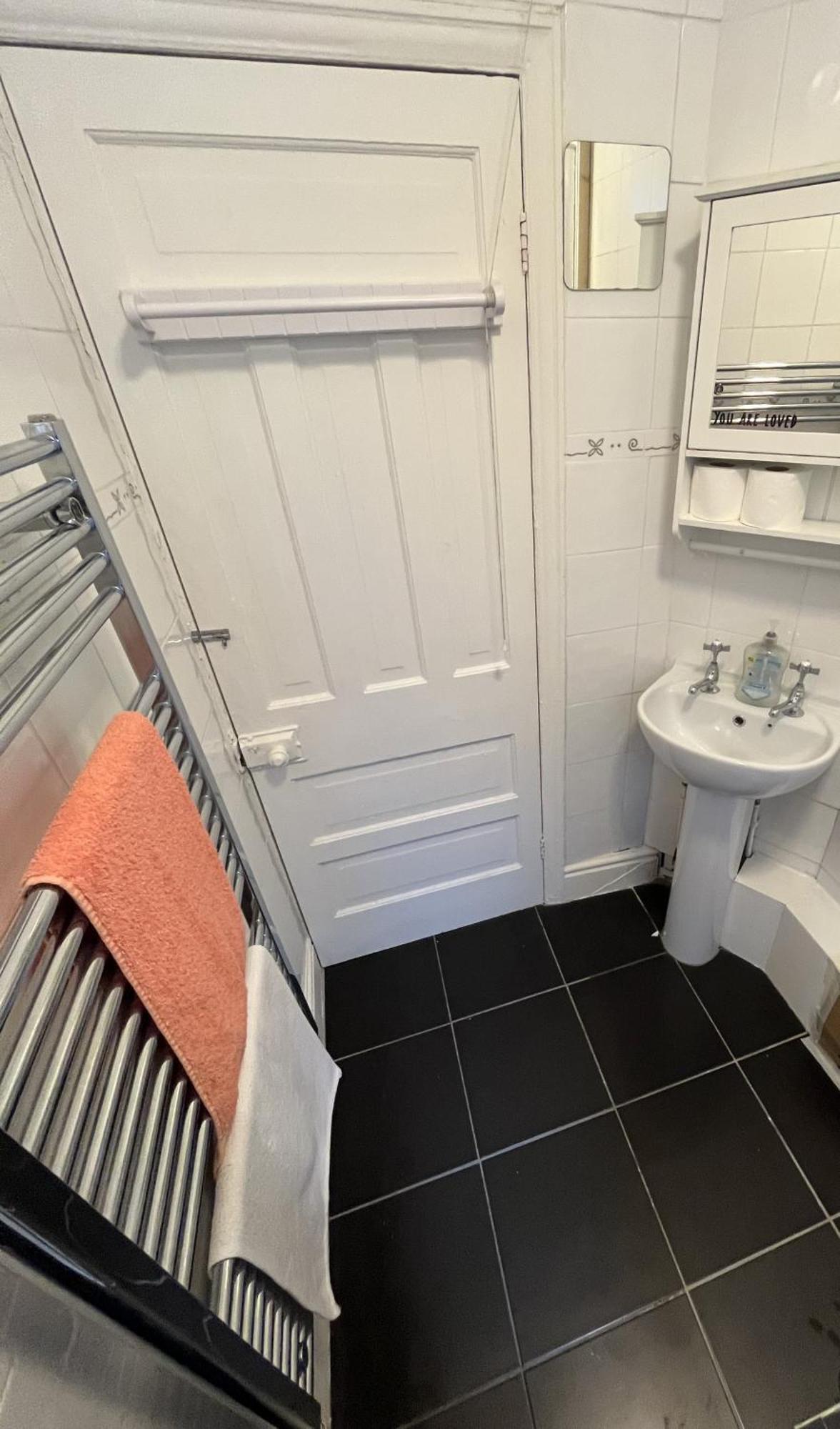Rooms Anfield- 5 Mins From Lfc 리버풀 외부 사진