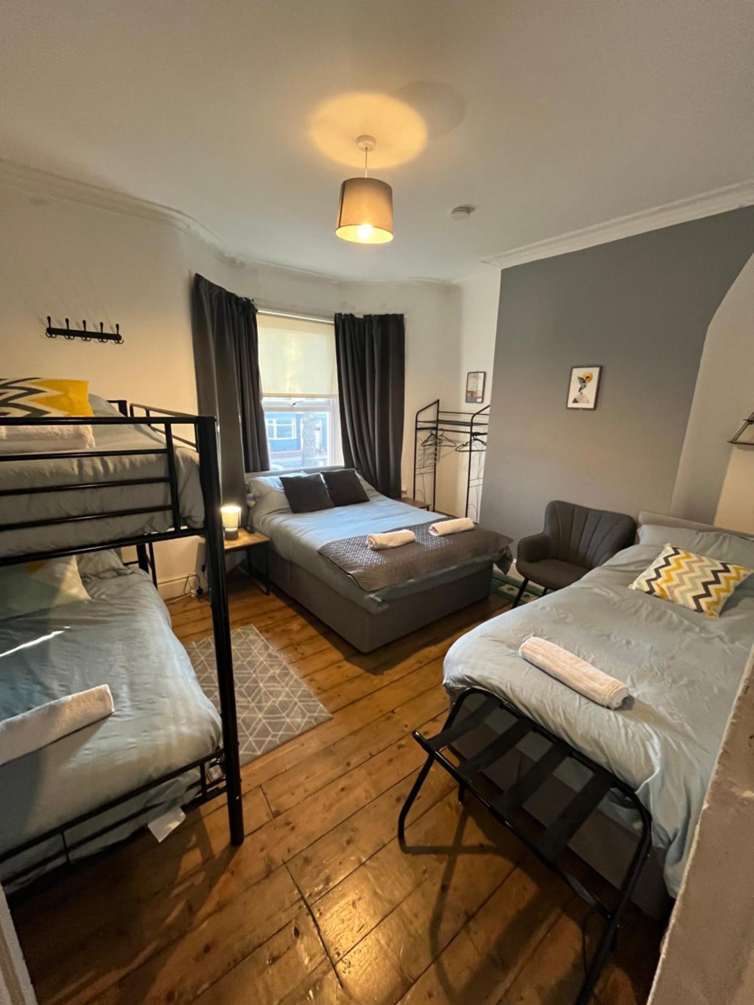 Rooms Anfield- 5 Mins From Lfc 리버풀 외부 사진